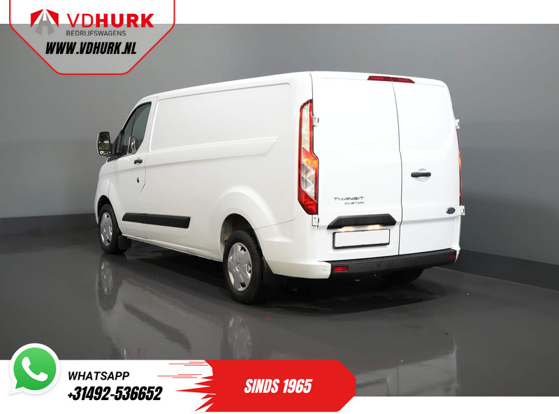 Ford Transit Custom 2.0 TDCI 130 pk L2 2.8t Trekverm./ Voorruit verw./ Cruise/ PDC V+A/ DAB - Kis furgon: 2 kép. Ford Transit Custom 2.0 TDCI 130 pk L2 2.8t Trekverm./ Voorruit verw./ Cruise/ PDC V+A/ DAB - Kis furgon: 2 kép.
