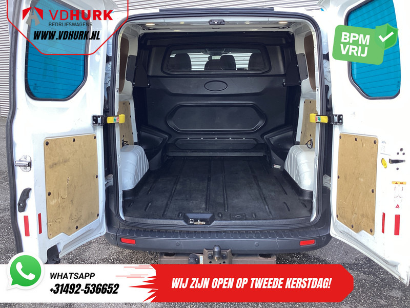 Ford Transit Custom 2.2 TDCI Trend DC Dubbel Cabine EXPORT 6 Pers./ Navi/ Camera/ Cruise/ Airco / PDC V+A/ Trekhaak - Kis furgon, Duplakabinos kisteherautó: 5 kép. Ford Transit Custom 2.2 TDCI Trend DC Dubbel Cabine EXPORT 6 Pers./ Navi/ Camera/ Cruise/ Airco / PDC V+A/ Trekhaak - Kis furgon, Duplakabinos kisteherautó: 5 kép.