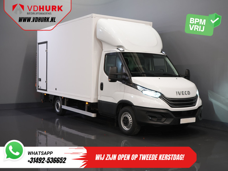 Iveco Daily 35S18HV 3.0 Aut. ZF BPM VRIJ! Bakwagen Laadklep/ Zijdeur/ LED/ Spoiler/ 3.5T trekverm./ Gev.Stoel/ Adapt.Cruise/ Navi/ Carplay/ - Dobozos kisteherautó: 1 kép. Iveco Daily 35S18HV 3.0 Aut. ZF BPM VRIJ! Bakwagen Laadklep/ Zijdeur/ LED/ Spoiler/ 3.5T trekverm./ Gev.Stoel/ Adapt.Cruise/ Navi/ Carplay/ - Dobozos kisteherautó: 1 kép.