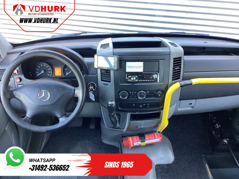Mercedes-Benz Sprinter 313 2.2 CDI Aut. L2H2 € 10.648 Incl. BTW BPM VRIJ! EXPORT ONLY Combi/ 9 Persoons/ Kombi/ 9P/ Airco/ Rolstoellift - Minibusz, Kisbusz: 3 kép. Mercedes-Benz Sprinter 313 2.2 CDI Aut. L2H2 € 10.648 Incl. BTW BPM VRIJ! EXPORT ONLY Combi/ 9 Persoons/ Kombi/ 9P/ Airco/ Rolstoellift - Minibusz, Kisbusz: 3 kép.