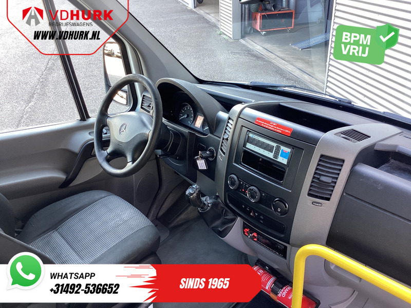 Mercedes-Benz Sprinter 313 2.2 CDI L2H2 €10.164 Incl. BTW BPM VRIJ! EXPORT ONLY Combi/ 9 Persoons/ Kombi/ 9P/ Airco/ Rolstoellift - Minibusz, Kisbusz: 3 kép. Mercedes-Benz Sprinter 313 2.2 CDI L2H2 €10.164 Incl. BTW BPM VRIJ! EXPORT ONLY Combi/ 9 Persoons/ Kombi/ 9P/ Airco/ Rolstoellift - Minibusz, Kisbusz: 3 kép.