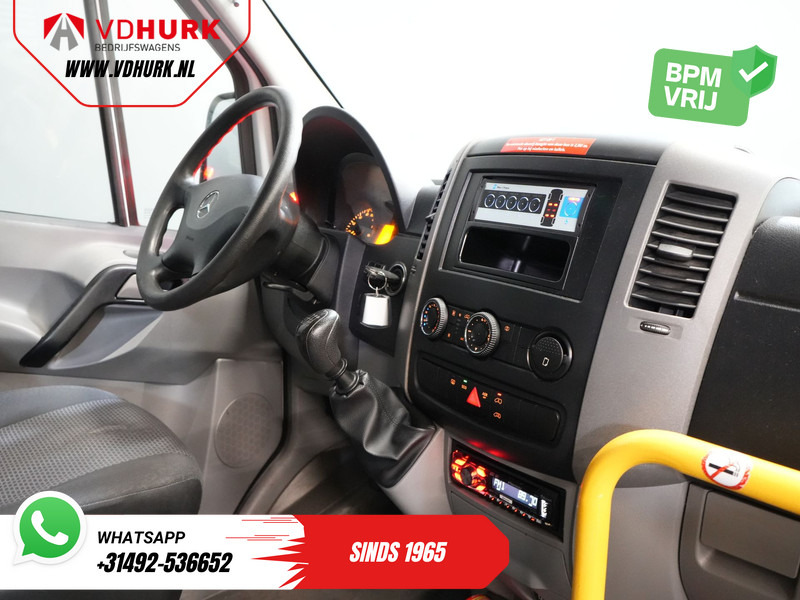 Mercedes-Benz Sprinter 313 2.2 CDI L2H2 €11.132 Incl. BTW BPM VRIJ! EXPORT Combi/ 9 Persoons/ Kombi/ 9P/ Airco/ Rolstoellift - Minibusz, Kisbusz: 3 kép. Mercedes-Benz Sprinter 313 2.2 CDI L2H2 €11.132 Incl. BTW BPM VRIJ! EXPORT Combi/ 9 Persoons/ Kombi/ 9P/ Airco/ Rolstoellift - Minibusz, Kisbusz: 3 kép.