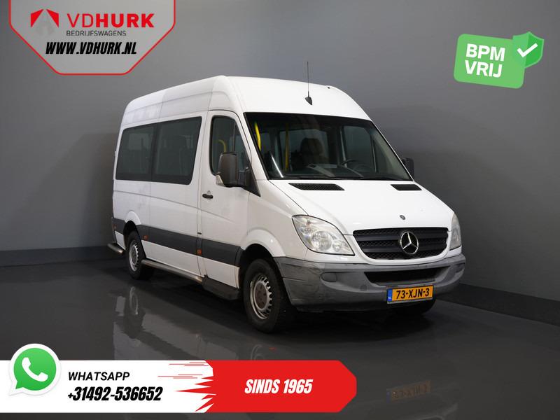 Mercedes-Benz Sprinter 313 2.2 CDI L2H2 €9.922 Incl. BTW BPM VRIJ! EXPORT Combi/ 9 Persoons/ Kombi/ 9P/ Airco/ Rolstoellift - Minibusz, Kisbusz: 1 kép. Mercedes-Benz Sprinter 313 2.2 CDI L2H2 €9.922 Incl. BTW BPM VRIJ! EXPORT Combi/ 9 Persoons/ Kombi/ 9P/ Airco/ Rolstoellift - Minibusz, Kisbusz: 1 kép.