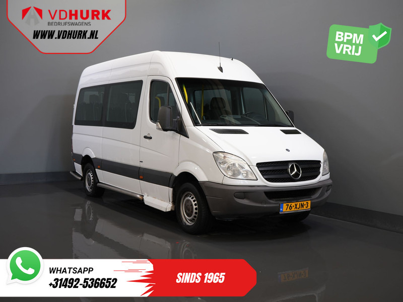 Mercedes-Benz Sprinter 313 2.2 CDI L2H2 €9.922 Incl. BTW BPM VRIJ! EXPORT Combi/ 9 Persoons/ Kombi/ 9P/ Airco/ Rolstoellift - Minibusz, Kisbusz: 1 kép. Mercedes-Benz Sprinter 313 2.2 CDI L2H2 €9.922 Incl. BTW BPM VRIJ! EXPORT Combi/ 9 Persoons/ Kombi/ 9P/ Airco/ Rolstoellift - Minibusz, Kisbusz: 1 kép.