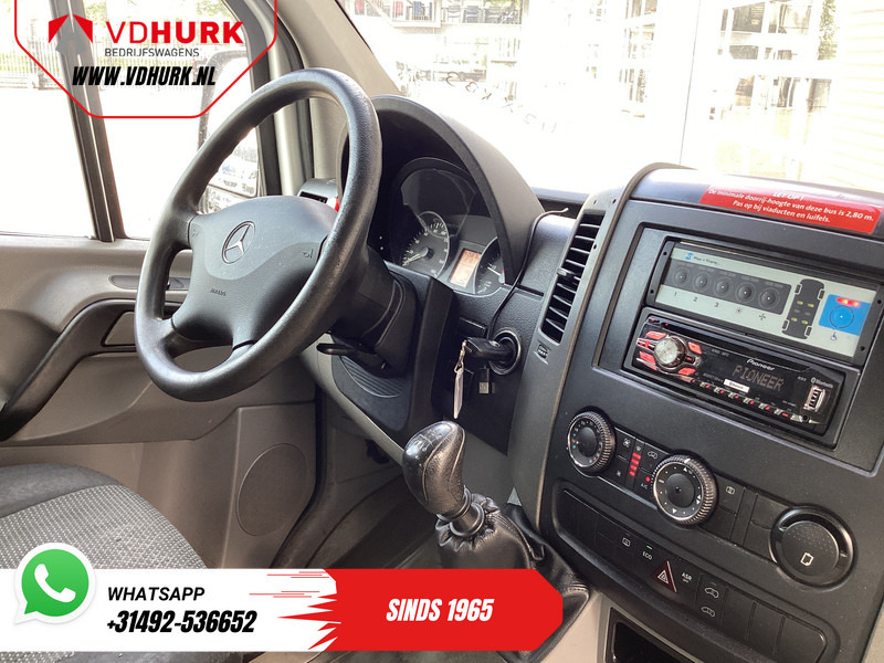 Mercedes-Benz Sprinter 313 2.2 CDI L2H2 €9.922 Incl. BTW BPM VRIJ! EXPORT ONLY Combi/ 9 Persoons/ Kombi/ 9P/ Airco/ Rolstoellift - Minibusz, Kisbusz: 3 kép. Mercedes-Benz Sprinter 313 2.2 CDI L2H2 €9.922 Incl. BTW BPM VRIJ! EXPORT ONLY Combi/ 9 Persoons/ Kombi/ 9P/ Airco/ Rolstoellift - Minibusz, Kisbusz: 3 kép.