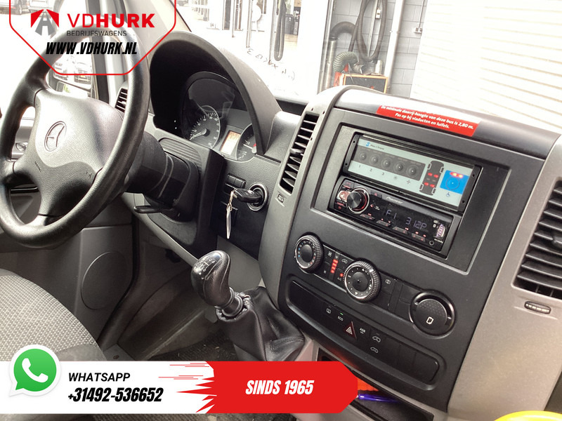 Mercedes-Benz Sprinter 313 2.2 CDI L2H2 €9.922 Incl. BTW BPM VRIJ! EXPORT ONLY Combi/ 9 Persoons/ Kombi/ 9P/ Airco/ Rolstoellift - Minibusz, Kisbusz: 3 kép. Mercedes-Benz Sprinter 313 2.2 CDI L2H2 €9.922 Incl. BTW BPM VRIJ! EXPORT ONLY Combi/ 9 Persoons/ Kombi/ 9P/ Airco/ Rolstoellift - Minibusz, Kisbusz: 3 kép.