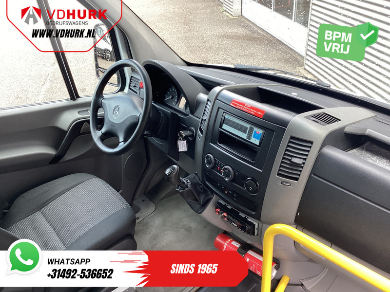 Mercedes-Benz Sprinter 313 2.2 CDI L3H2 €10.572 Incl. BTW BPM VRIJ! EXPORT ONLY Combi/ 9 Persoons/ Kombi/ 9P/ Airco/ Rolstoellift - Minibusz, Kisbusz: 3 kép. Mercedes-Benz Sprinter 313 2.2 CDI L3H2 €10.572 Incl. BTW BPM VRIJ! EXPORT ONLY Combi/ 9 Persoons/ Kombi/ 9P/ Airco/ Rolstoellift - Minibusz, Kisbusz: 3 kép.