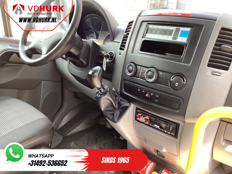 Mercedes-Benz Sprinter 313 2.2 CDI L3H2 €8.954 Incl. BTW BPM VRIJ! EXPORT ONLY Combi/ 9 Persoons/ Kombi/ 9P/ Airco/ Rolstoellift - Minibusz, Kisbusz: 3 kép. Mercedes-Benz Sprinter 313 2.2 CDI L3H2 €8.954 Incl. BTW BPM VRIJ! EXPORT ONLY Combi/ 9 Persoons/ Kombi/ 9P/ Airco/ Rolstoellift - Minibusz, Kisbusz: 3 kép.