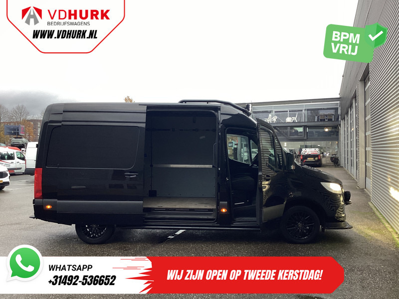 Mercedes-Benz Sprinter 317 CDI Aut. L2H2 3.5t Trekverm./ Gev.Stoel/ Standkachel/ Carplay/ Camera/ Navi/ Cruise/ DAB/ LMV/ Sidebars/ Trekhaak - Furgon: 4 kép. Mercedes-Benz Sprinter 317 CDI Aut. L2H2 3.5t Trekverm./ Gev.Stoel/ Standkachel/ Carplay/ Camera/ Navi/ Cruise/ DAB/ LMV/ Sidebars/ Trekhaak - Furgon: 4 kép.
