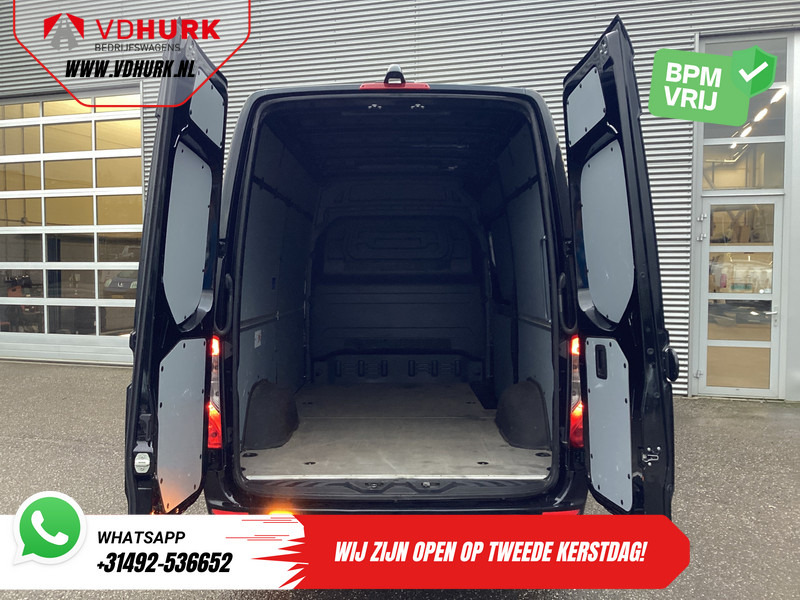 Mercedes-Benz Sprinter 317 CDI Aut. L2H2 3.5t Trekverm./ Gev.Stoel/ Standkachel/ Carplay/ Camera/ Navi/ Cruise/ DAB/ LMV/ Sidebars/ Trekhaak - Furgon: 3 kép. Mercedes-Benz Sprinter 317 CDI Aut. L2H2 3.5t Trekverm./ Gev.Stoel/ Standkachel/ Carplay/ Camera/ Navi/ Cruise/ DAB/ LMV/ Sidebars/ Trekhaak - Furgon: 3 kép.