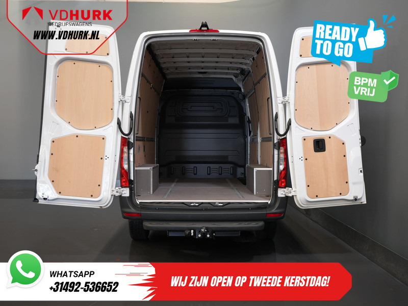 Mercedes-Benz Sprinter 317 CDI Aut. L2H2 BPM VRIJ! Gev.Stoel/ 270 Gr.Deuren/ Stoelverw./ Navi/ Camera/ Cruise/ DAB - Furgon: 5 kép. Mercedes-Benz Sprinter 317 CDI Aut. L2H2 BPM VRIJ! Gev.Stoel/ 270 Gr.Deuren/ Stoelverw./ Navi/ Camera/ Cruise/ DAB - Furgon: 5 kép.