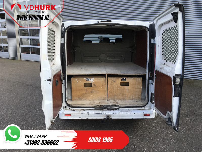 Opel Vivaro 2.0 CDTI 115pk L2 DC Dubbel Cabine EXPORT ONLY APK 01-2026/ 6 Pers./ Airco/ Trekhaak - Kis furgon, Duplakabinos kisteherautó: 5 kép. Opel Vivaro 2.0 CDTI 115pk L2 DC Dubbel Cabine EXPORT ONLY APK 01-2026/ 6 Pers./ Airco/ Trekhaak - Kis furgon, Duplakabinos kisteherautó: 5 kép.
