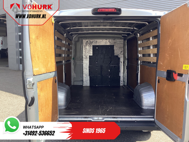 Peugeot Boxer 2.2 HDi 140 pk L2 EXPORT ONLY 3.0t Trekverm./ Navi/ Camera/ PDC/ Cruise/ Airco - Furgon: 5 kép. Peugeot Boxer 2.2 HDi 140 pk L2 EXPORT ONLY 3.0t Trekverm./ Navi/ Camera/ PDC/ Cruise/ Airco - Furgon: 5 kép.