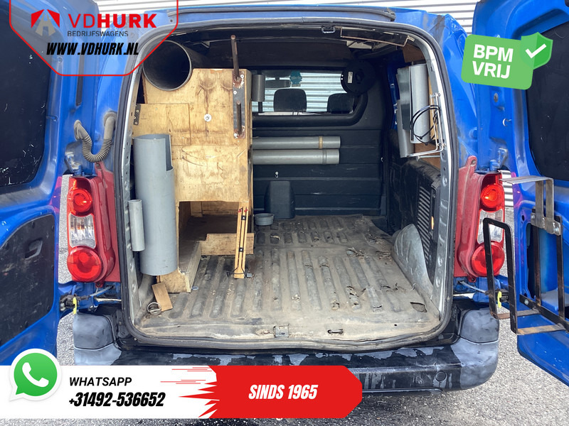 Peugeot Partner 1.6 HDI 90 pk EXPORT ONLY NL Auto/ 3 Pers./ Airco/ Trekhaak - Kis furgon: 5 kép. Peugeot Partner 1.6 HDI 90 pk EXPORT ONLY NL Auto/ 3 Pers./ Airco/ Trekhaak - Kis furgon: 5 kép.
