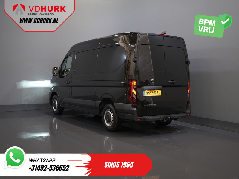 Renault Master T35 2.0 dCi 130 pk L2H2 Advance BPM VRIJ! LED/ 2.5t Trekverm./ Stoelverw./ Navi/ Carplay/ Camera/ Climate/ PDC/ Cruise/ Trekhaak - Furgon: 2 kép. Renault Master T35 2.0 dCi 130 pk L2H2 Advance BPM VRIJ! LED/ 2.5t Trekverm./ Stoelverw./ Navi/ Carplay/ Camera/ Climate/ PDC/ Cruise/ Trekhaak - Furgon: 2 kép.