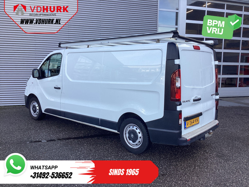 Renault Trafic 1.6 dCi 120 pk L2 BPM VRIJ! NL Auto/ 3 Pers./ Imperiaal/ Navi/ Airco/ Cruise/ PDC/ Trekhaak - Kis furgon: 2 kép. Renault Trafic 1.6 dCi 120 pk L2 BPM VRIJ! NL Auto/ 3 Pers./ Imperiaal/ Navi/ Airco/ Cruise/ PDC/ Trekhaak - Kis furgon: 2 kép.