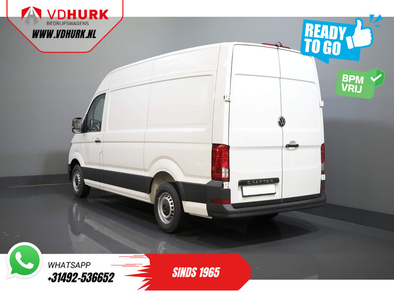 Volkswagen Crafter 35 2.0 TDI 140 pk DSG Aut. L3H3 BPM VRIJ! LED/ Virtual Cockpit/ Camera/ Cruise/ Carplay/ Gev.Stoel - Furgon: 2 kép. Volkswagen Crafter 35 2.0 TDI 140 pk DSG Aut. L3H3 BPM VRIJ! LED/ Virtual Cockpit/ Camera/ Cruise/ Carplay/ Gev.Stoel - Furgon: 2 kép.