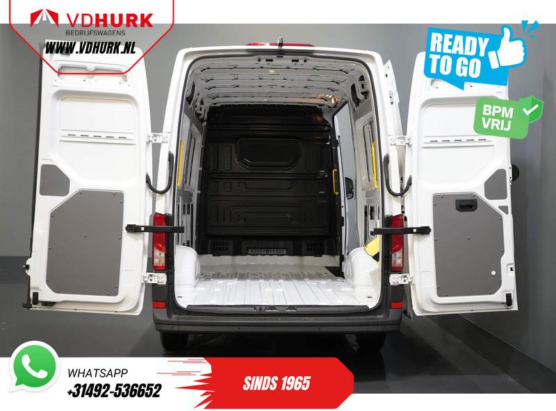 Volkswagen Crafter 35 2.0 TDI 140 pk DSG Aut. L3H3 BPM VRIJ! LED/ Virtual Cockpit/ Camera/ Cruise/ Carplay/ Gev.Stoel - Furgon: 5 kép. Volkswagen Crafter 35 2.0 TDI 140 pk DSG Aut. L3H3 BPM VRIJ! LED/ Virtual Cockpit/ Camera/ Cruise/ Carplay/ Gev.Stoel - Furgon: 5 kép.