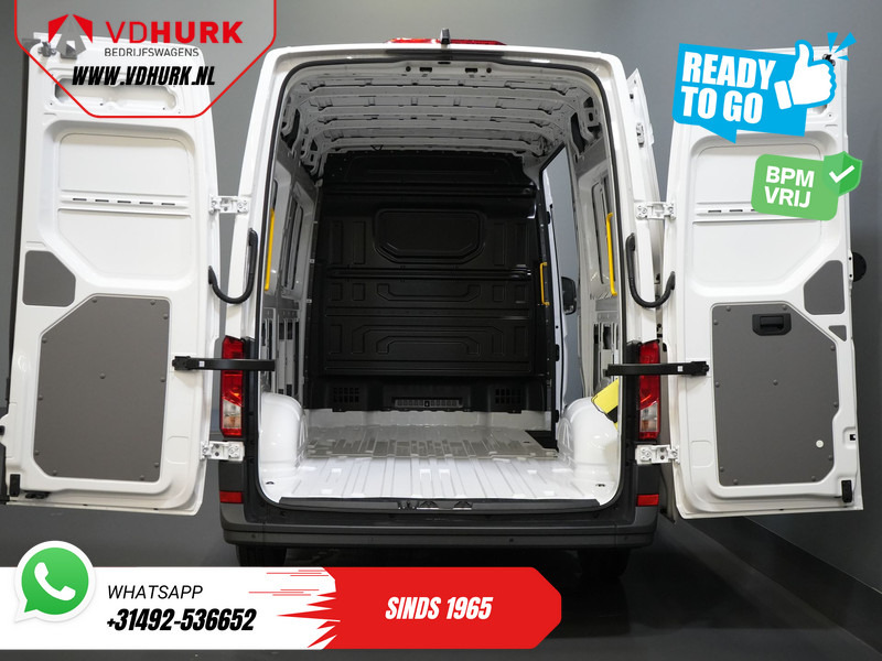 Volkswagen Crafter 35 2.0 TDI 140 pk DSG Aut. L3H3 BPM VRIJ! LED/ Virtual Cockpit/ Camera/ Cruise/ Carplay/ Gev.Stoel - Furgon: 5 kép. Volkswagen Crafter 35 2.0 TDI 140 pk DSG Aut. L3H3 BPM VRIJ! LED/ Virtual Cockpit/ Camera/ Cruise/ Carplay/ Gev.Stoel - Furgon: 5 kép.