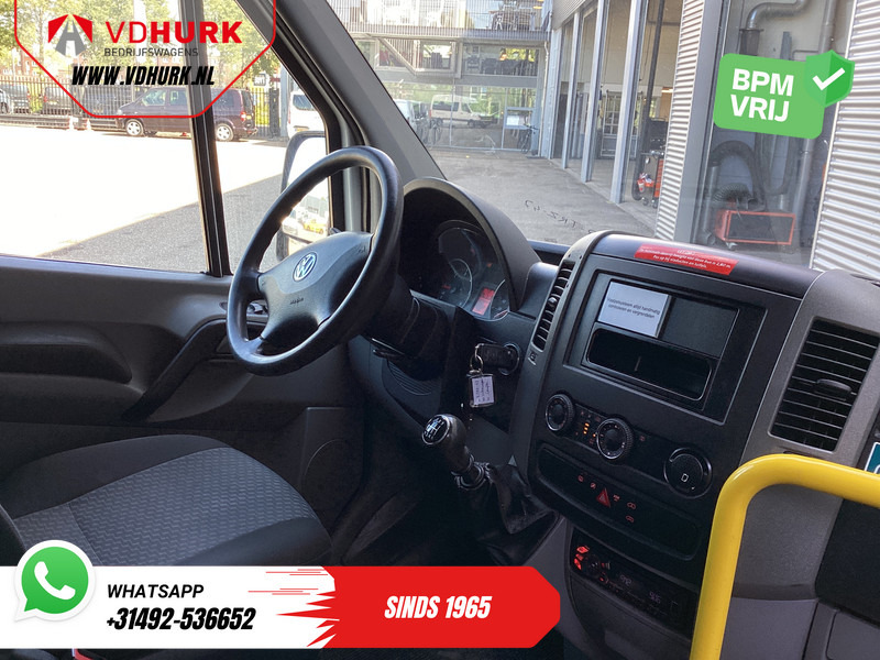Volkswagen Crafter 35 2.0 TDI L2H2 EXPORT Combi/ 9 Persoons/ Kombi/ 9P/ Sidebar/ Rearbar/ Cruise/ Airco/ Rolstoellift - Minibusz, Kisbusz: 3 kép. Volkswagen Crafter 35 2.0 TDI L2H2 EXPORT Combi/ 9 Persoons/ Kombi/ 9P/ Sidebar/ Rearbar/ Cruise/ Airco/ Rolstoellift - Minibusz, Kisbusz: 3 kép.