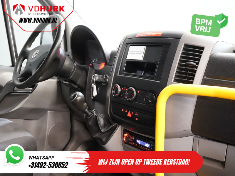 Volkswagen Crafter 35 2.0 TDI L2H2 EXPORT Combi/ 9 Persoons/ Kombi/ 9P/ Sidebar/ Rearbar/ Cruise/ Airco/ Rolstoellift - Minibusz, Kisbusz: 3 kép. Volkswagen Crafter 35 2.0 TDI L2H2 EXPORT Combi/ 9 Persoons/ Kombi/ 9P/ Sidebar/ Rearbar/ Cruise/ Airco/ Rolstoellift - Minibusz, Kisbusz: 3 kép.