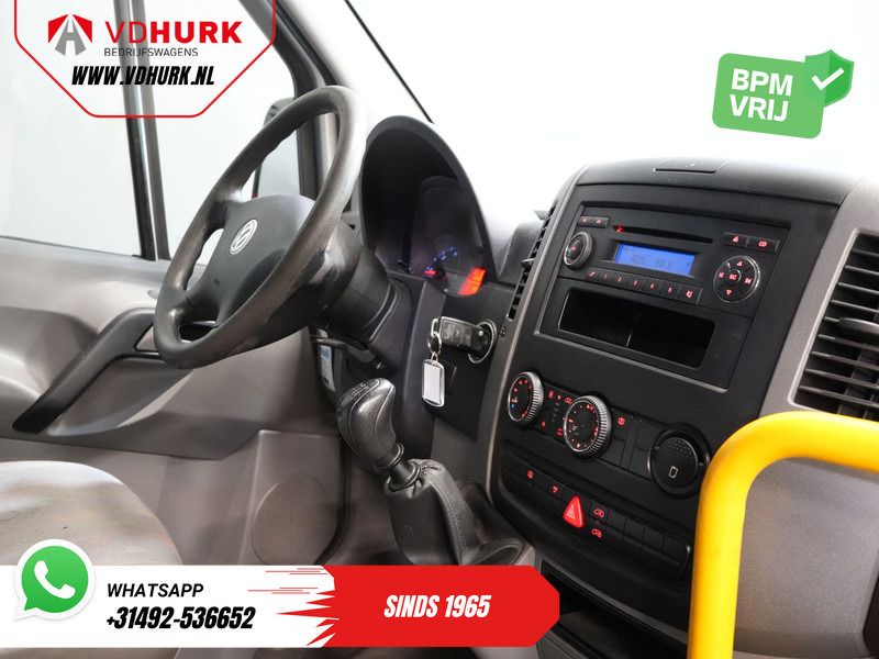 Volkswagen Crafter 35 2.5 TDI L2H2 MARGE EXPORT ONLY NL Auto/ APK 7-2026/ 5 Zyl./ Combi/ 9 Persoons/ Kombi/ 9P/ Sidebars/ Airco/ Rolstoellift - Minibusz, Kisbusz: 3 kép. Volkswagen Crafter 35 2.5 TDI L2H2 MARGE EXPORT ONLY NL Auto/ APK 7-2026/ 5 Zyl./ Combi/ 9 Persoons/ Kombi/ 9P/ Sidebars/ Airco/ Rolstoellift - Minibusz, Kisbusz: 3 kép.