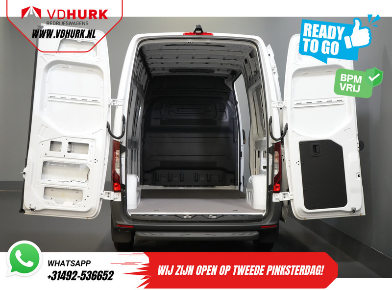Volkswagen Crafter (MB Sprinter 211) Aut. L2H2 BPM VRIJ/ LED/ Standkachel/ Stoelverw./ Carplay/ Cruise/ Camera - Kis furgon: 5 kép. Volkswagen Crafter (MB Sprinter 211) Aut. L2H2 BPM VRIJ/ LED/ Standkachel/ Stoelverw./ Carplay/ Cruise/ Camera - Kis furgon: 5 kép.
