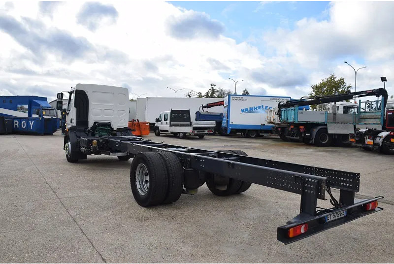 Diversen Volvo FL280 - Alvaz teherautó: 5 kép. Diversen Volvo FL280 - Alvaz teherautó: 5 kép.