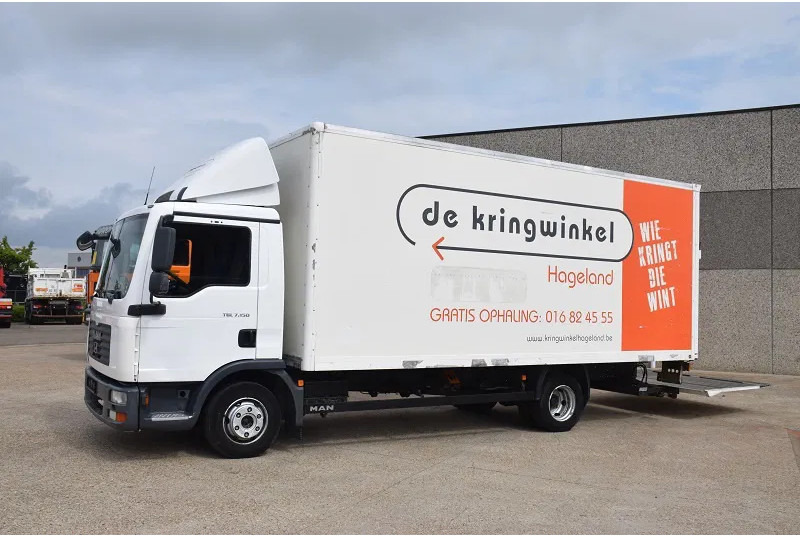 MAN TGL 7.150 - Dobozos felépítményű teherautó: 3 kép. MAN TGL 7.150 - Dobozos felépítményű teherautó: 3 kép.