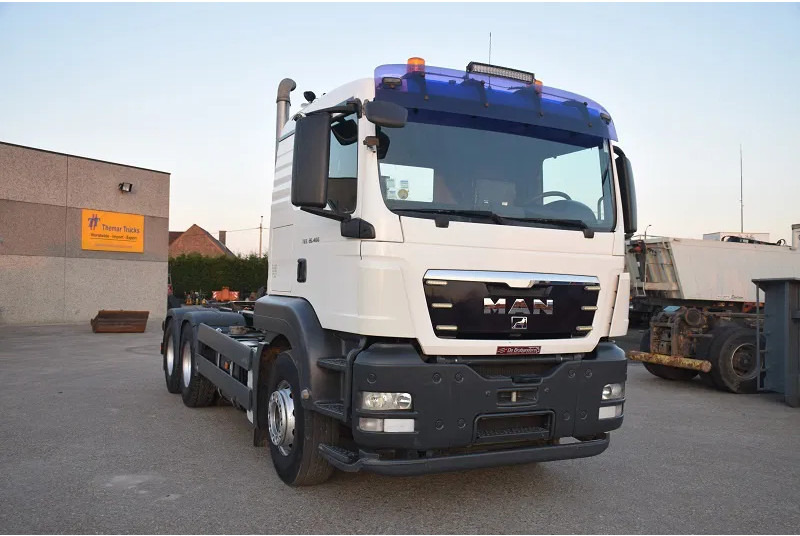 MAN TGS 26.400 - Horgos rakodó teherautó: 4 kép. MAN TGS 26.400 - Horgos rakodó teherautó: 4 kép.