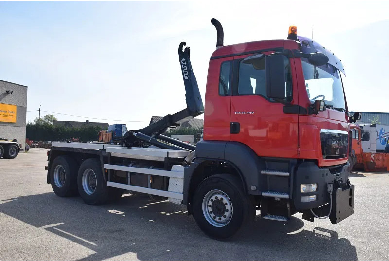 MAN TGS 33.440 - Horgos rakodó teherautó: 5 kép. MAN TGS 33.440 - Horgos rakodó teherautó: 5 kép.