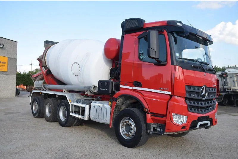 Mercedes-Benz Arocs 3640 DEBUF 9 CUB - Betonmixer: 5 kép. Mercedes-Benz Arocs 3640 DEBUF 9 CUB - Betonmixer: 5 kép.