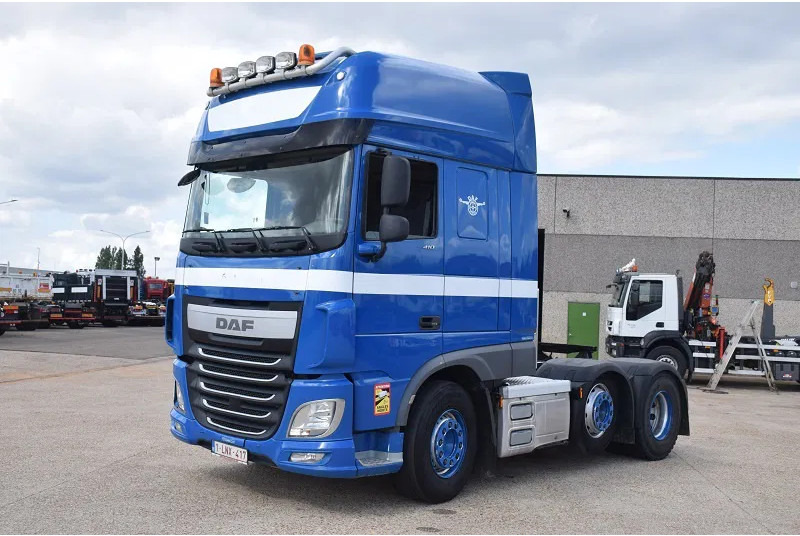 DAF CF 410 - Nyergesvontató: 1 kép. DAF CF 410 - Nyergesvontató: 1 kép.