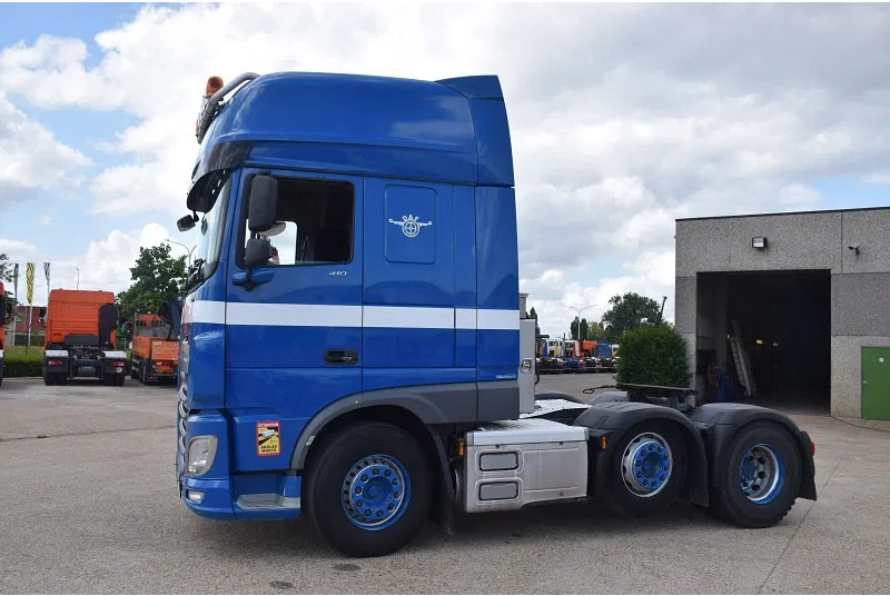 DAF CF 410 - Nyergesvontató: 3 kép. DAF CF 410 - Nyergesvontató: 3 kép.