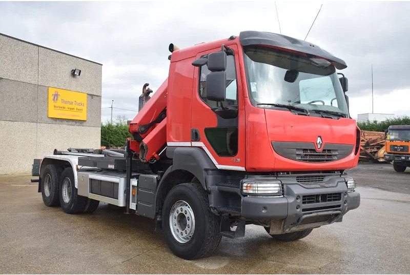 Renault Lander 430 - Horgos rakodó teherautó: 1 kép. Renault Lander 430 - Horgos rakodó teherautó: 1 kép.