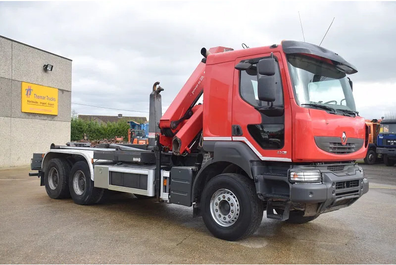 Renault Lander 430 - Horgos rakodó teherautó: 2 kép. Renault Lander 430 - Horgos rakodó teherautó: 2 kép.