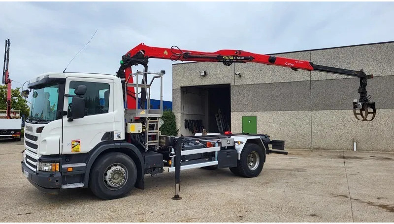 Scania P280 - Darus autó: 4 kép. Scania P280 - Darus autó: 4 kép.