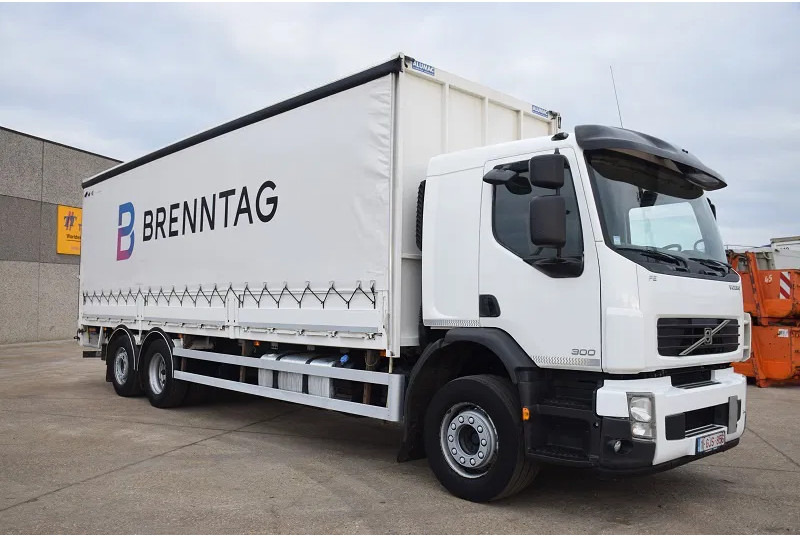 Volvo FE 300 - Dobozos felépítményű teherautó: 5 kép. Volvo FE 300 - Dobozos felépítményű teherautó: 5 kép.
