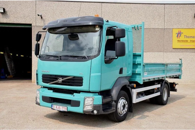 Volvo FL 240 - Billenőplatós teherautó: 4 kép. Volvo FL 240 - Billenőplatós teherautó: 4 kép.