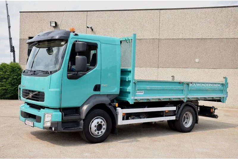 Volvo FL 240 - Billenőplatós teherautó: 5 kép. Volvo FL 240 - Billenőplatós teherautó: 5 kép.