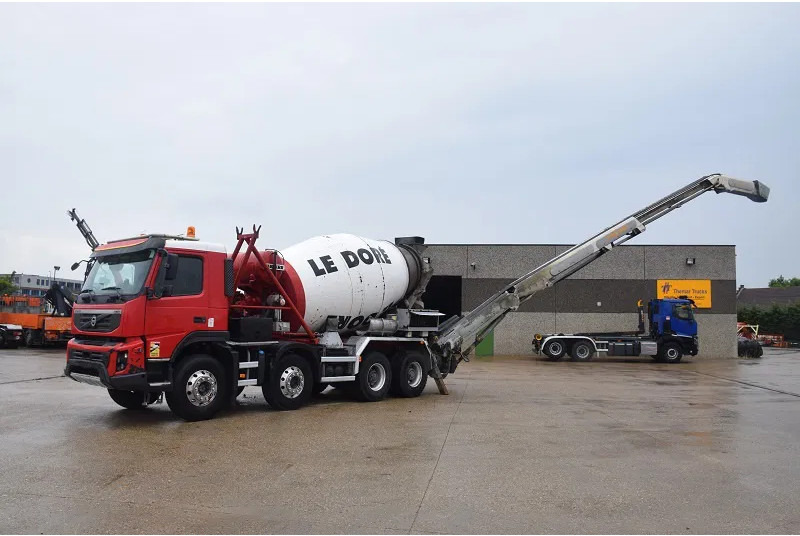 Volvo FMX 410 - Betonmixer: 4 kép. Volvo FMX 410 - Betonmixer: 4 kép.