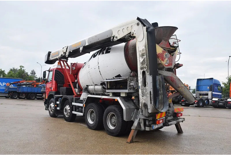 Volvo FMX 410 - Betonmixer: 5 kép. Volvo FMX 410 - Betonmixer: 5 kép.