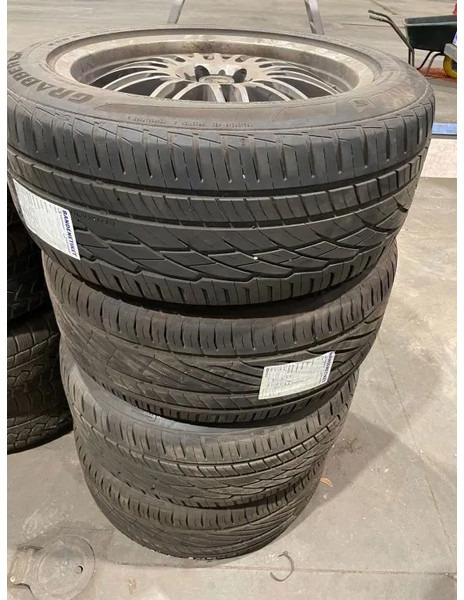 General Tire Dotz velgen met General Tire Grabber banden 255/50 R19 107Y - Gumiabroncsok és felnik - Autó: 1 kép. General Tire Dotz velgen met General Tire Grabber banden 255/50 R19 107Y - Gumiabroncsok és felnik - Autó: 1 kép.
