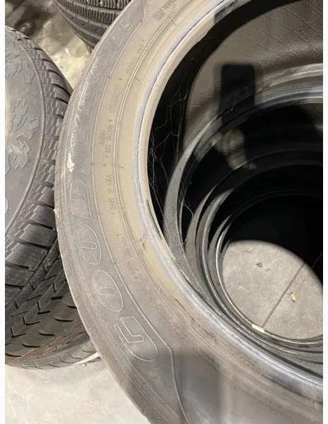 Goodyear Set Goodyear banden 255/50 R19 - Gumiabroncs - Autó: 2 kép. Goodyear Set Goodyear banden 255/50 R19 - Gumiabroncs - Autó: 2 kép.