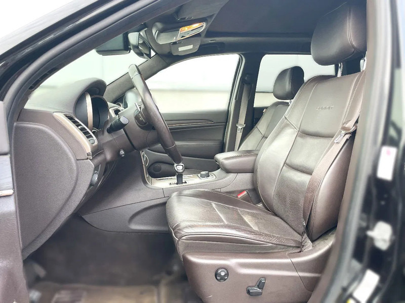 Jeep Grand Cherokee Jeep Grand Cherokee *Export*AHK 2,9t*zetelverw. voor-achter*elektr. zetels*adaptive cruise control - Terepjáró/ SUV: 3 kép. Jeep Grand Cherokee Jeep Grand Cherokee *Export*AHK 2,9t*zetelverw. voor-achter*elektr. zetels*adaptive cruise control - Terepjáró/ SUV: 3 kép.