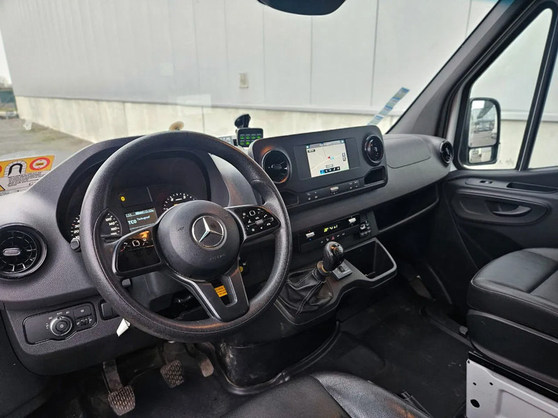 Mercedes-Benz Sprinter 516CDI*GSR 170TJV*Achteruitrijcamera - Kisteherautó: 4 kép. Mercedes-Benz Sprinter 516CDI*GSR 170TJV*Achteruitrijcamera - Kisteherautó: 4 kép.
