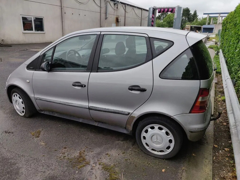 Mercedes-Benz A-Klasse A 170 CDI *export - Hatchback: 4 kép. Mercedes-Benz A-Klasse A 170 CDI *export - Hatchback: 4 kép.