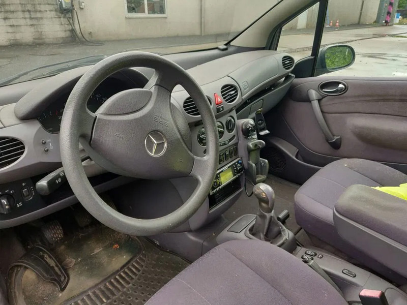 Mercedes-Benz A-Klasse A 170 CDI *export - Hatchback: 5 kép. Mercedes-Benz A-Klasse A 170 CDI *export - Hatchback: 5 kép.