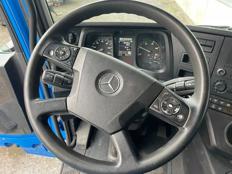 Mercedes-Benz Arocs 3342 *6x6*meegestuurd as*2zijdige kipper*Airco*Bluetooth - Billenőplatós teherautó, Darus autó: 4 kép. Mercedes-Benz Arocs 3342 *6x6*meegestuurd as*2zijdige kipper*Airco*Bluetooth - Billenőplatós teherautó, Darus autó: 4 kép.