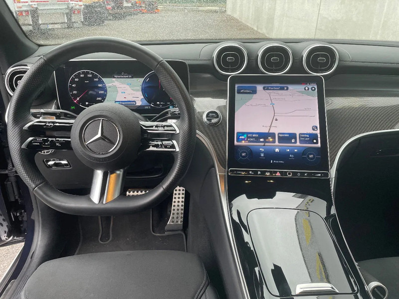 Mercedes-Benz GLC 300de - coupe- AMG - Stuur assistent - Distronic Cruise Control - Terepjáró/ SUV: 5 kép. Mercedes-Benz GLC 300de - coupe- AMG - Stuur assistent - Distronic Cruise Control - Terepjáró/ SUV: 5 kép.
